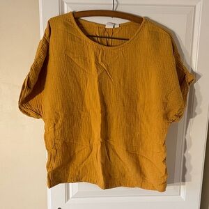 GAP Women's Short Sleeve Mustard Top